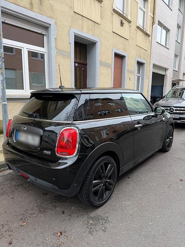 Gebraucht Mini Cooper Coupé 136 PS (100 kW) 2016 Schwarz Coupé