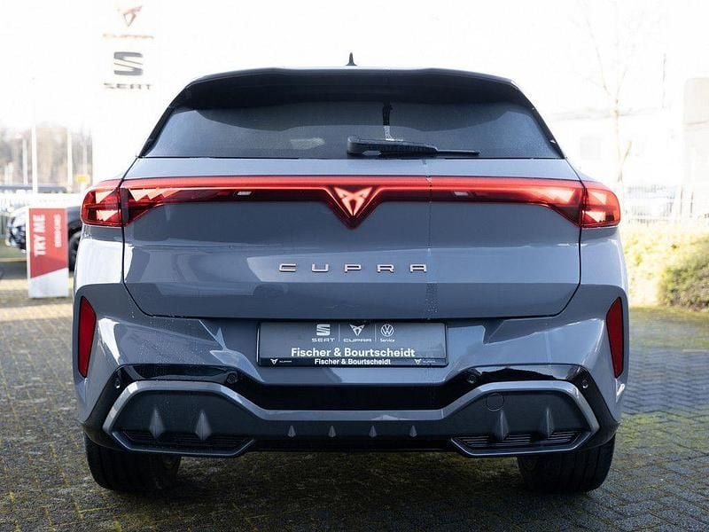 Neu Cupra Terramar VZ 272 PS (200 kW) 2026 Grau SUV