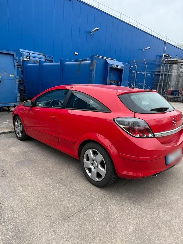 Gebraucht Opel Astra GTC 105 PS (77 kW) 2007 Rot Coupé