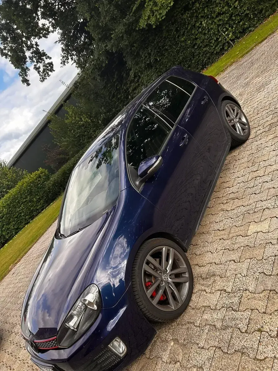 Gebraucht VW Golf VI GTI 211 PS (155 kW) 2011 Blau Kleinwagen
