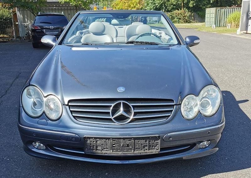Gebraucht Mercedes CLK320 Avantgarde 218 PS (160 kW) 2003 Blau Cabrio
