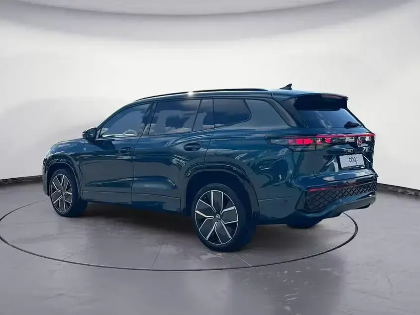 Gebraucht VW Tayron R-line 204 PS (150 kW) 2025 Blau SUV