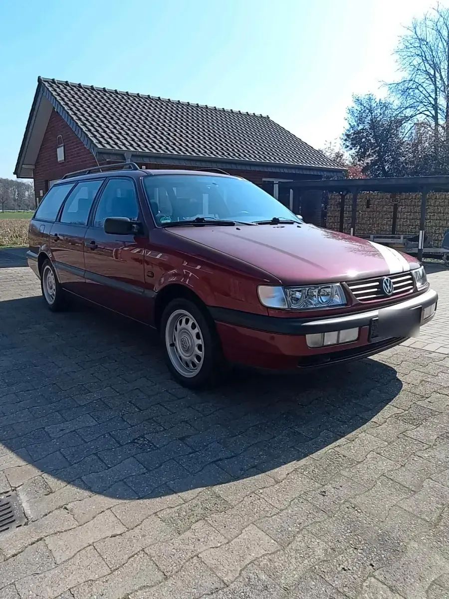 Gebraucht VW Passat 75 PS (55 kW) 1995 Rot Kombi