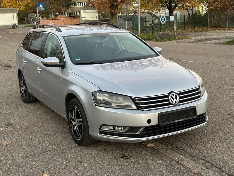 Gebraucht VW Passat Comfortline 122 PS (89 kW) 2012 Silber Kombi