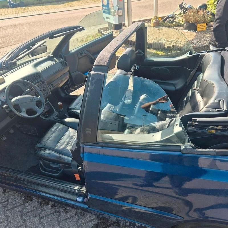 Gebraucht VW Golf Cabriolet Conceptline 101 PS (74 kW) 1997 Blau Cabrio