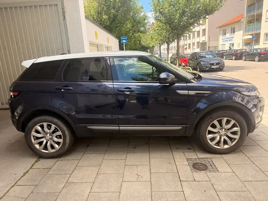 Gebraucht Land Rover Range Rover evoque Pure 150 PS (110 kW) 2015 Blau SUV