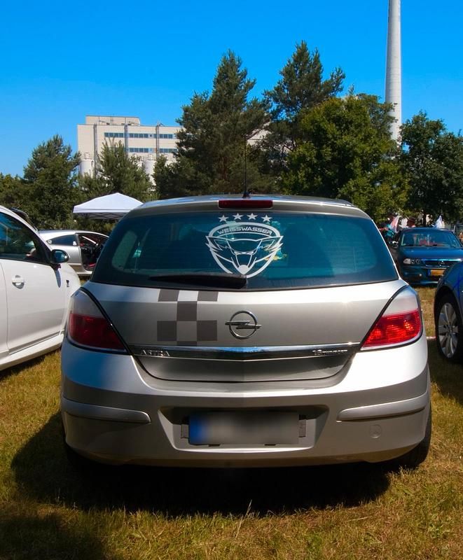 Gebraucht Opel Astra 105 PS (77 kW) 2004 Silber Limousine