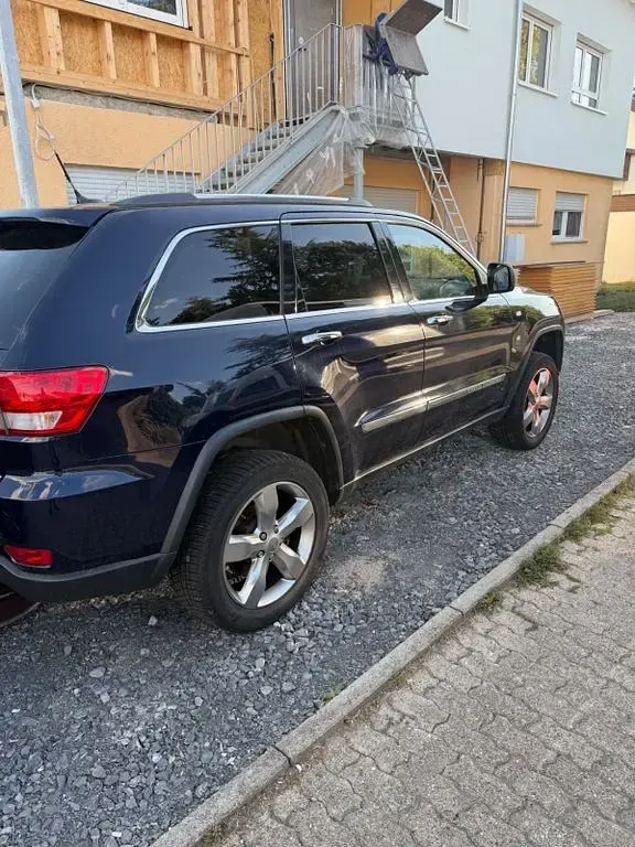 Gebraucht Jeep Grand Cherokee Overland 241 PS (177 kW) 2012 SUV