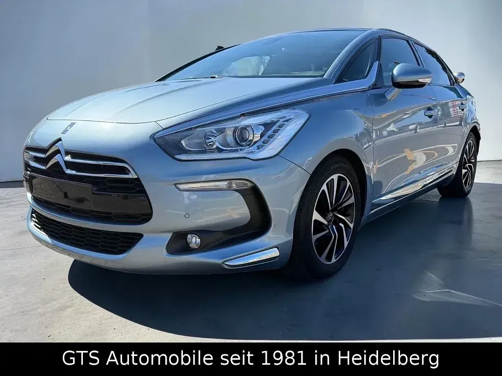 Gebraucht Citroën DS5 So Chic 111 PS (81 kW) 2012 Blau Kleinwagen