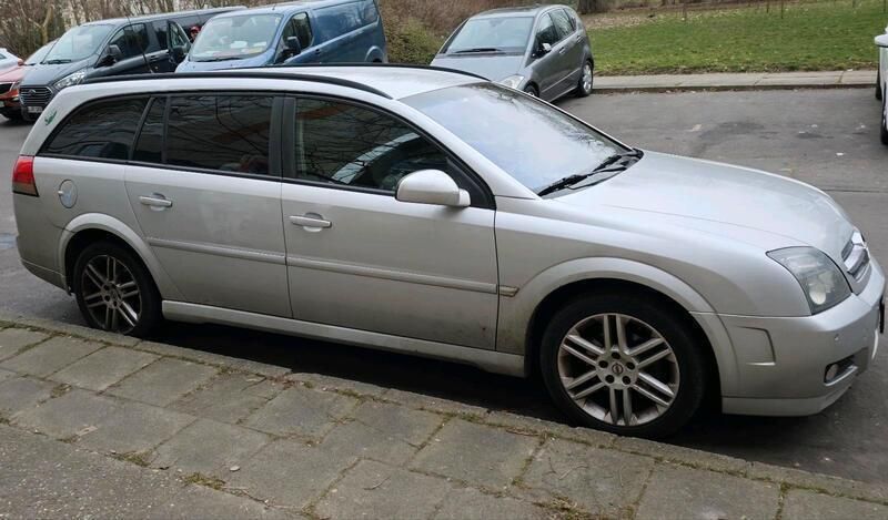 Silber Gebraucht 2005 Opel Vectra Sport Kombi | 1.200 € (Guter Preis) - Bild 1/4