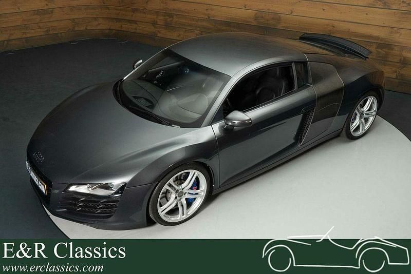 Grau Gebraucht 2007 Audi R8 Coupé Coupé | 69.950 € - Bild 1/4