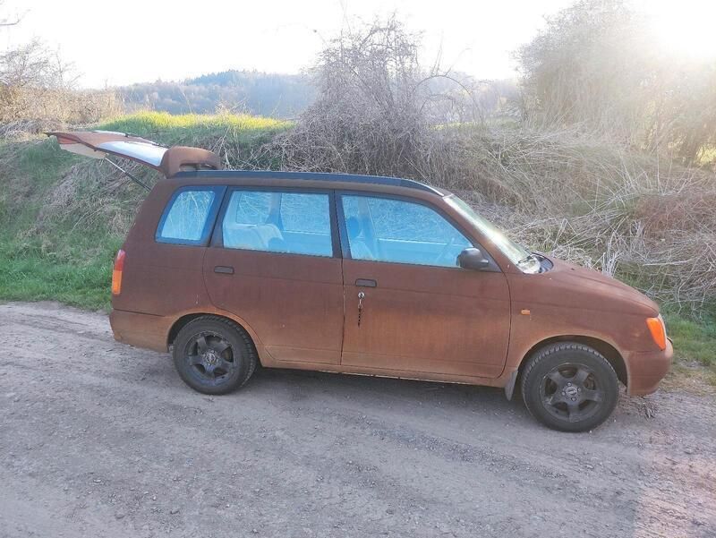 Andere außenfarben Gebraucht 1997 Daihatsu Move Kleinwagen | 1.000 € - Bild 1/4