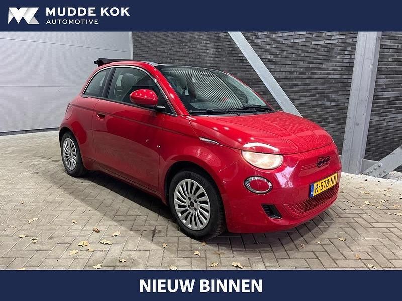 Rot Gebraucht 2022 Fiat 500C Red Cabrio | 18.700 € (Fairer Preis) - Bild 1/4