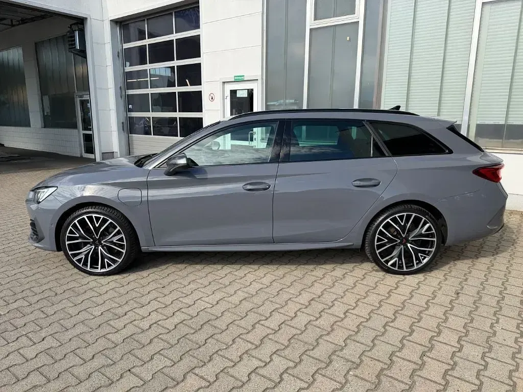 Gebraucht Cupra Leon 245 PS (180 kW) 2021 Grau Limousine