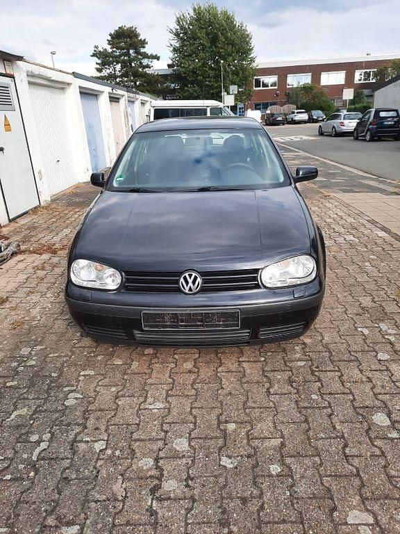 Schwarz Gebraucht 1999 VW Golf IV Basis Limousine | 2.000 € (Fairer Preis) - Bild 1/4