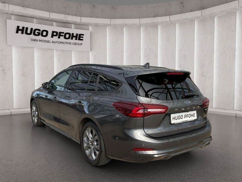 Gebraucht Ford Focus ST-Line 125 PS (91 kW) 2023 Magnetic Kombi