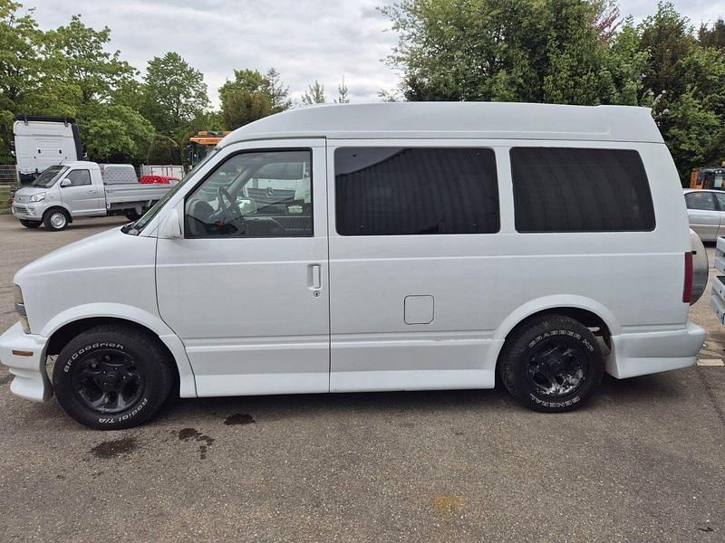 Gebraucht Chevrolet Astro 189 PS (139 kW) 1996 Weiß Van / Kleinbus