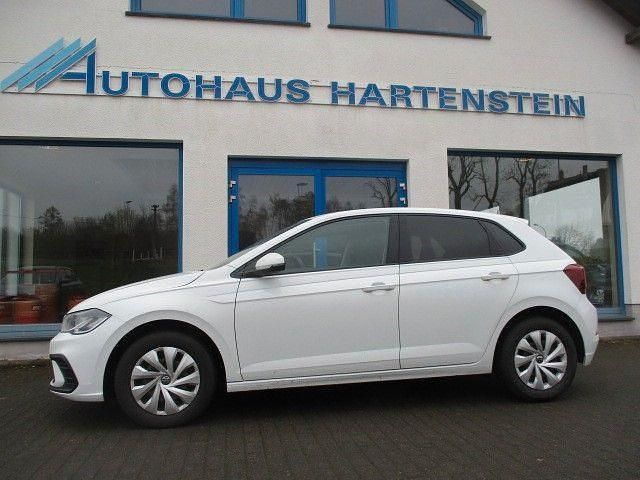 Second-hand VW Polo Life 95 CP (69 kW) 2021 Alb Hatchback