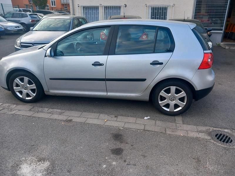 Gebraucht VW Golf IV 102 PS (75 kW) 2004 Grau Limousine