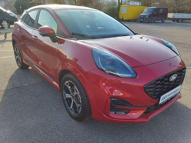 Gebraucht Ford Puma ST-Line 155 PS (114 kW) 2025 Fantastic red SUV