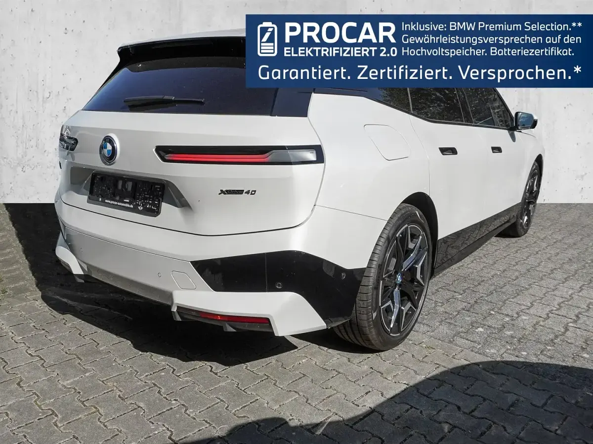 Gebraucht BMW iX M Sport 264 kW (360 PS) 2024 Mineralweiss SUV