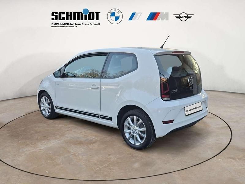 Gebraucht VW up! CLUB 75 PS (55 kW) 2017 White uni Kleinwagen