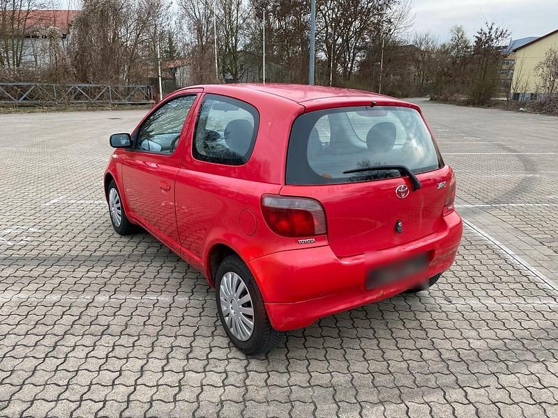 Gebraucht Toyota Yaris 86 PS (63 kW) 2001 Rot Kleinwagen