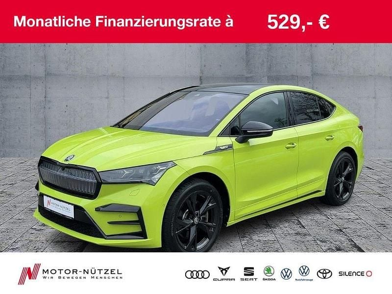 Grün Gebraucht 2023 Skoda Enyaq iV Suite SUV | 39.750 € (Guter Preis) - Bild 1/4
