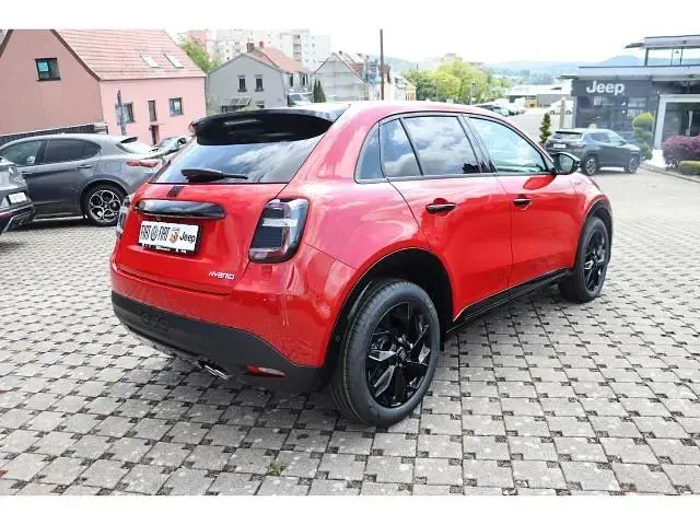Neu Fiat 600 Sport 145 PS (106 kW) 2026 Passione rot SUV