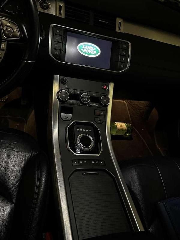 Gebraucht Land Rover Range Rover evoque SE Dynamic 179 PS (131 kW) 2016 Rot SUV