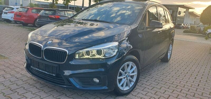 Blau Gebraucht 2017 BMW 216 Gran Tourer Van / Kleinbus | 9.990 € (Guter Preis) - Bild 1/4
