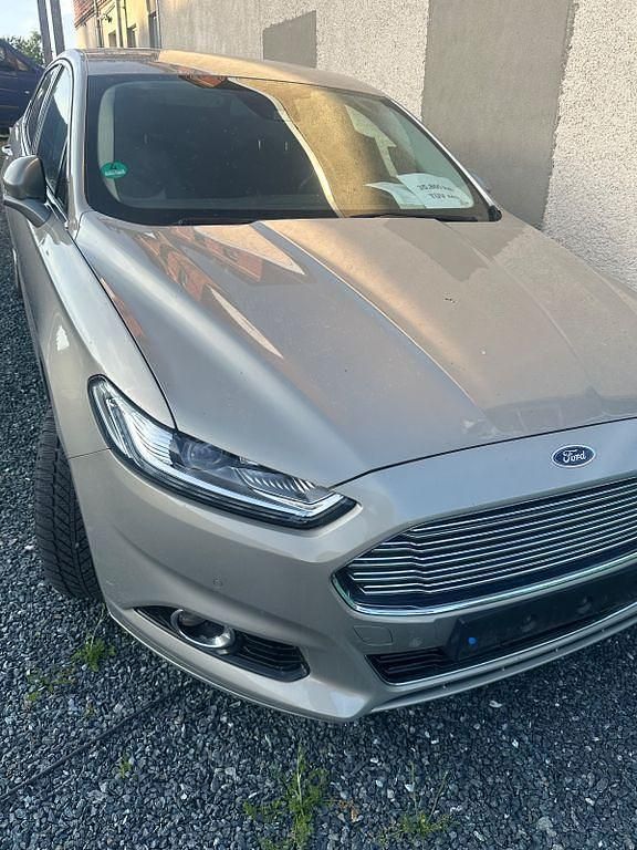 Gebraucht 2015 Ford Mondeo Titanium Limousine | 13.300 € (Guter Preis) - Bild 1/4