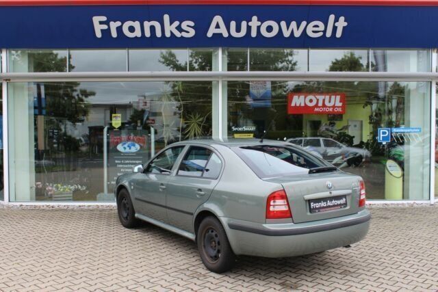 Gebraucht Skoda Octavia Classic 102 PS (75 kW) 2003 Grün metallic Limousine