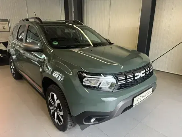 Gebraucht Dacia Duster Journey 150 PS (110 kW) 2024 Safarigrüngrau SUV