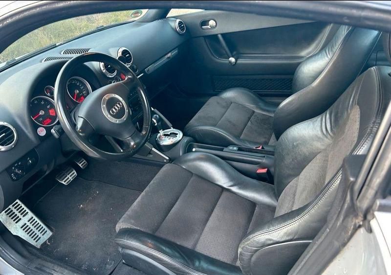 Gebraucht Audi TT Sport 250 PS (183 kW) 2004 Silber Coupé