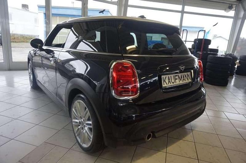 Gebraucht Mini Cooper 136 PS (100 kW) 2023 Schwarz Kleinwagen
