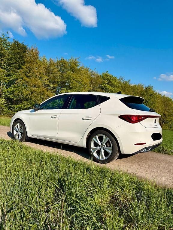 Second-hand Seat Leon FR 150 CP (110 kW) 2020 Alb Berlinǎ