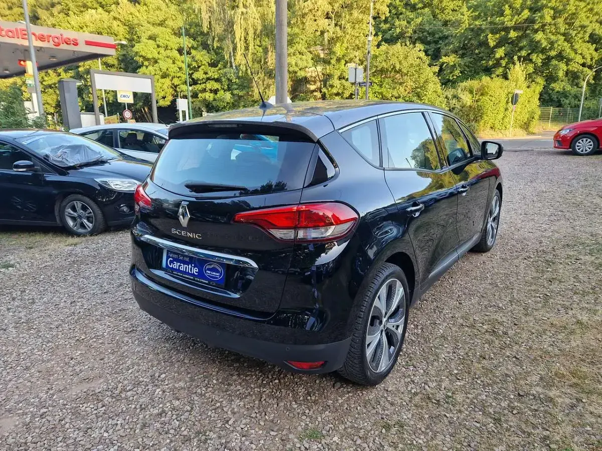 Gebraucht Renault Scénic 116 PS (85 kW) 2017 Black gne grey kng Van / Kleinbus