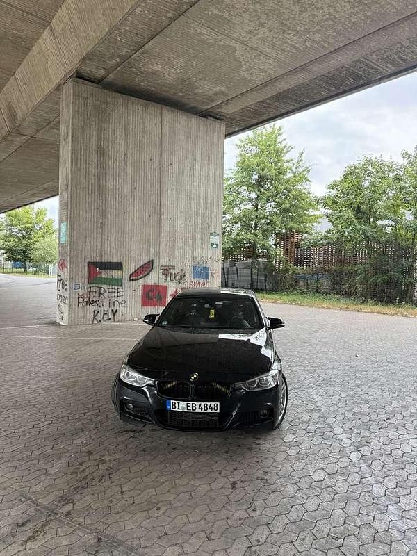 Gebraucht BMW 320 M Sport 184 PS (135 kW) 2013 Schwarz Limousine