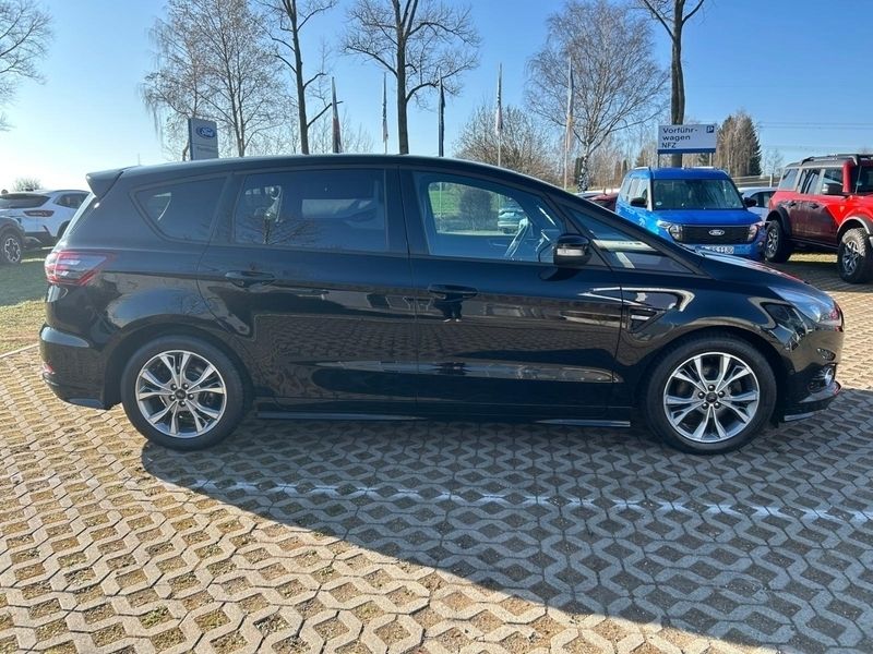 Gebraucht Ford S-MAX ST-Line 241 PS (177 kW) 2018 Schwarz Van / Kleinbus