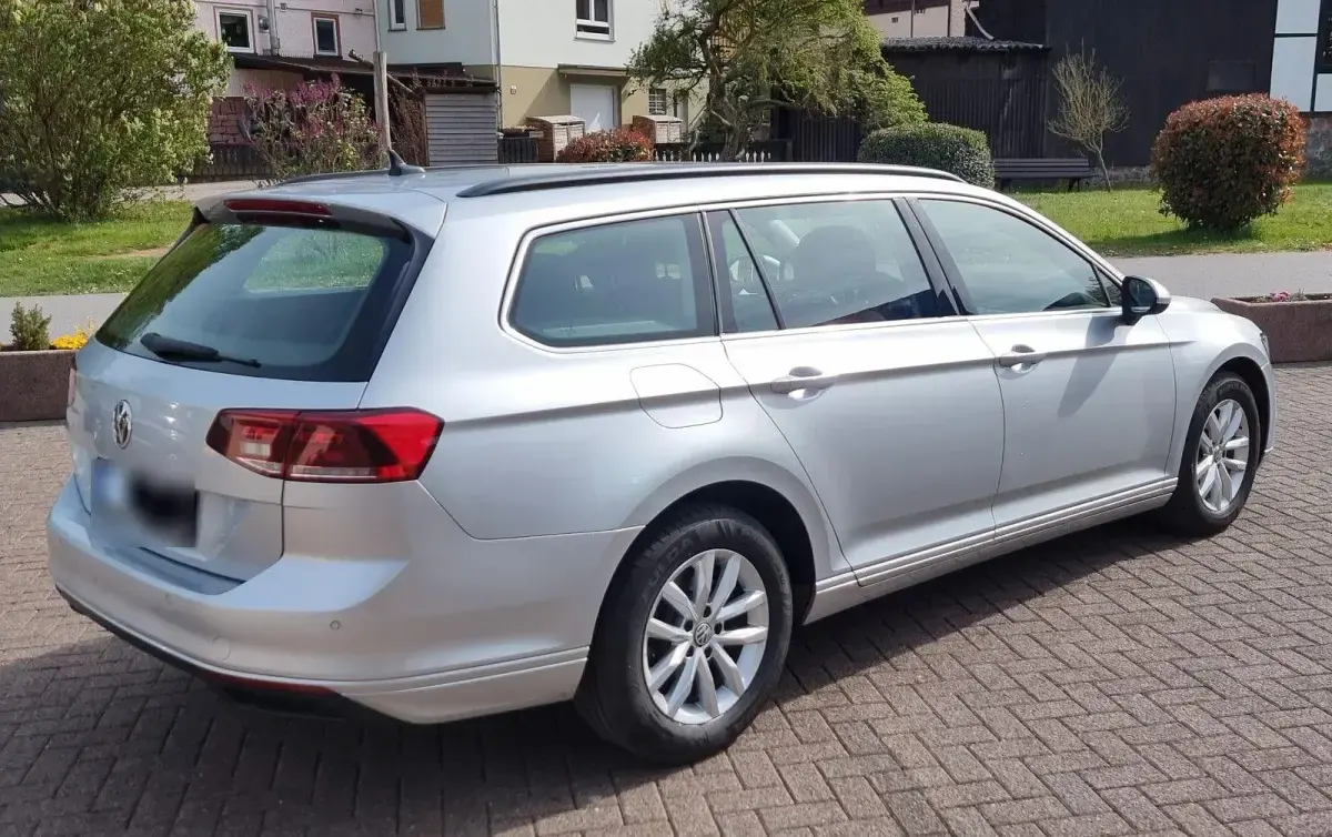 Usata VW Passat Business 150 CV (110 kW) 2020 Argento Station wagon