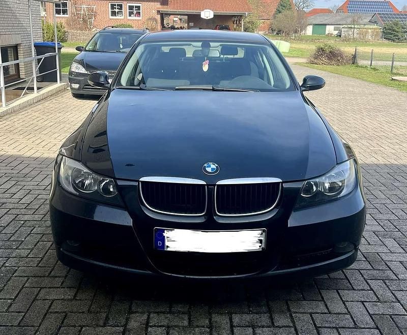 Gebraucht BMW 320 177 PS (130 kW) 2008 Limousine