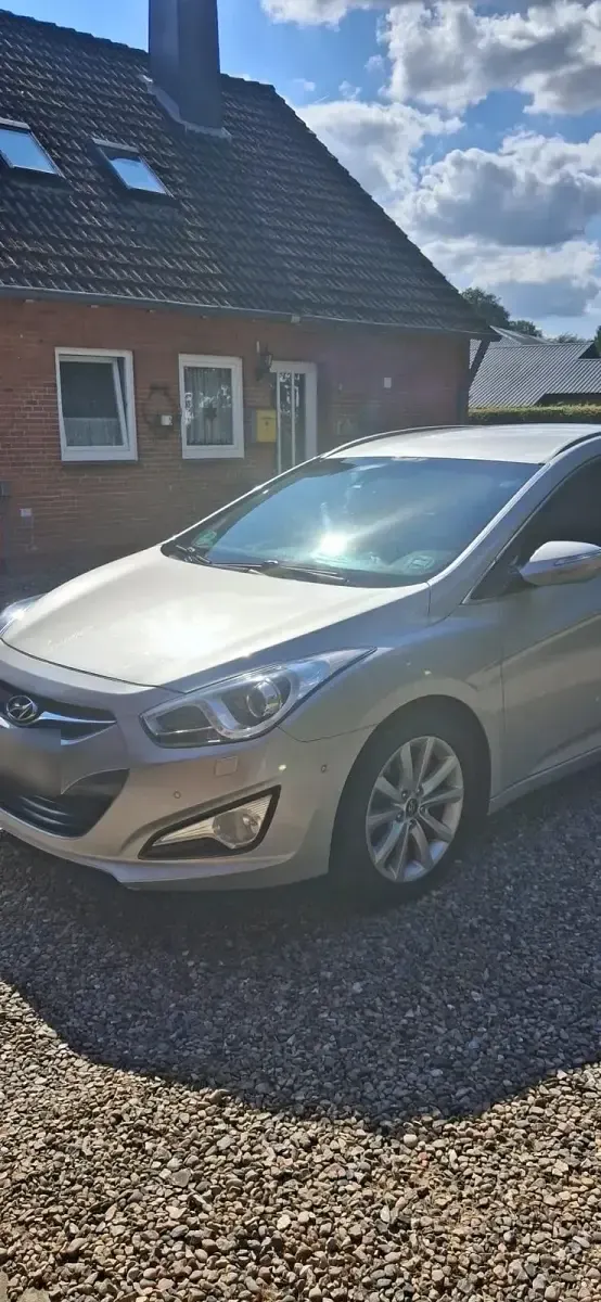 Gebraucht Hyundai i40 136 PS (100 kW) 2012 Silber Kombi