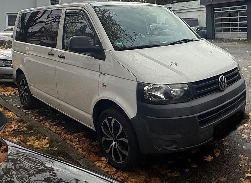 Weiß Gebraucht 2014 VW Caravelle Van / Kleinbus | 16.500 € (Fairer Preis) - Bild 1/4