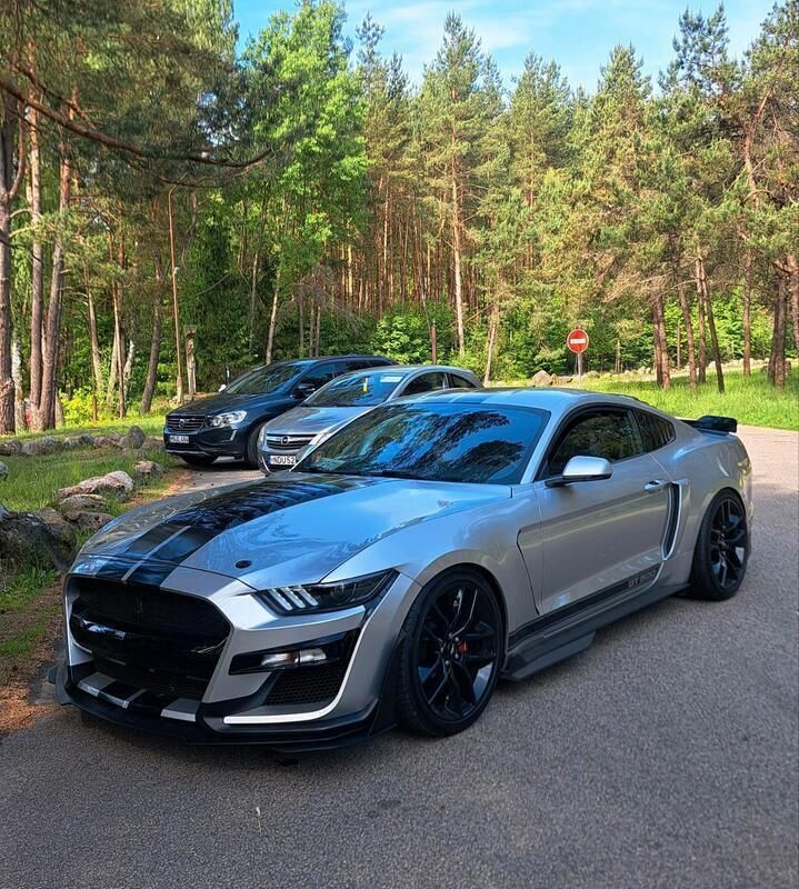 Silber Gebraucht 2016 Ford Mustang GT Coupé | 28.800 € - Bild 1/4