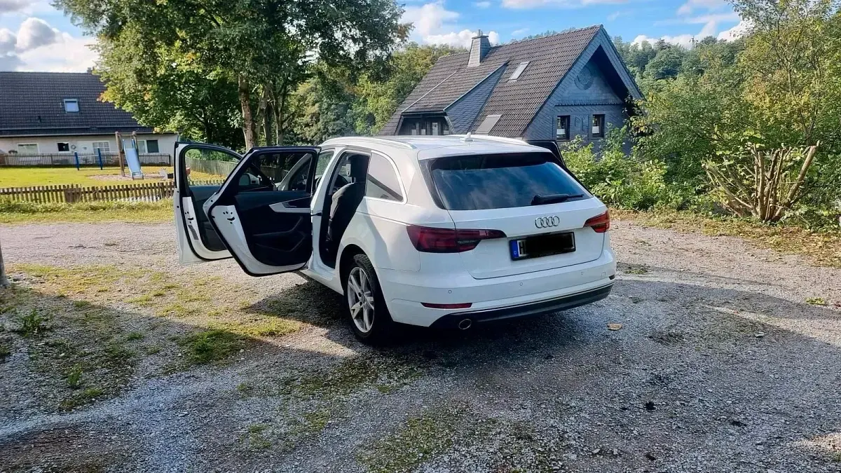 Gebraucht Audi A4 110 PS (80 kW) 2018 Weiß Kombi