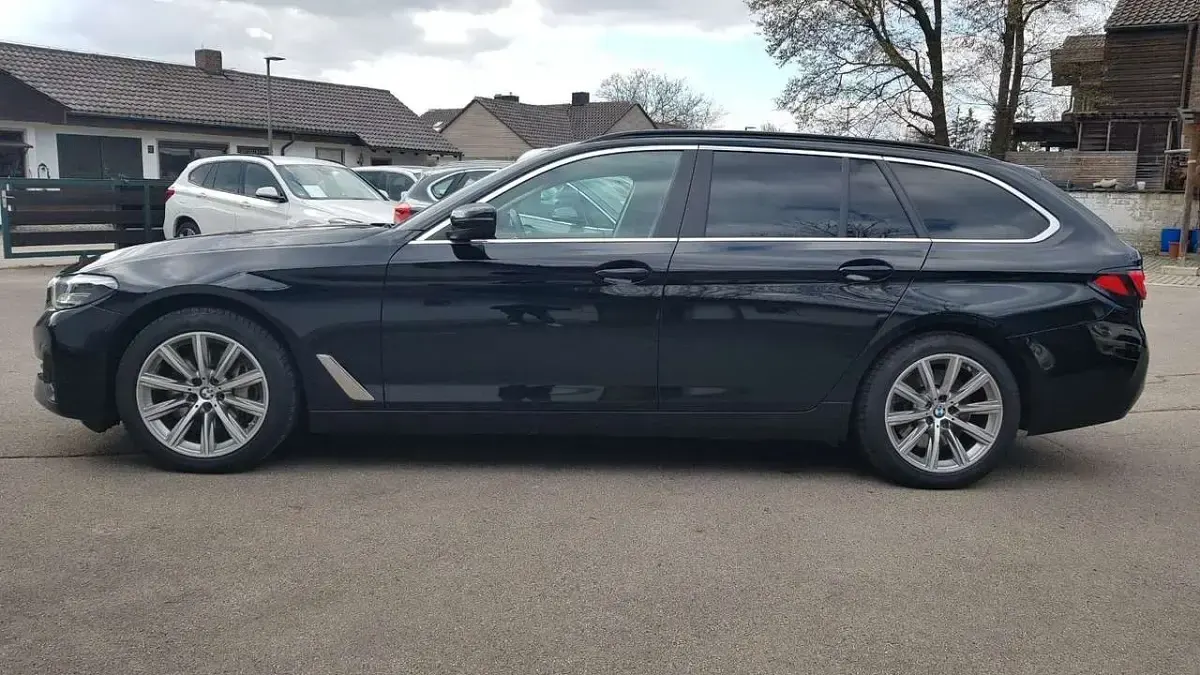 Gebraucht BMW 530 286 PS (210 kW) 2022 Schwarz ii Kombi