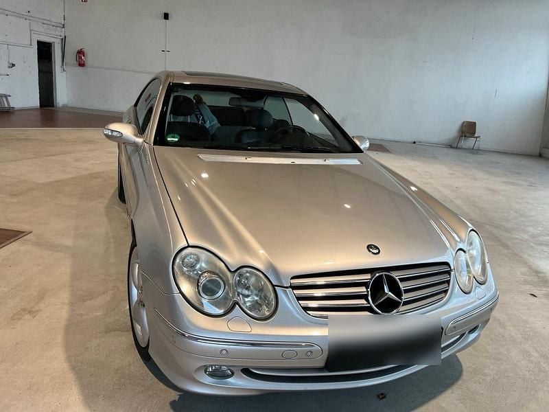 Silber Gebraucht 2002 Mercedes CLK320 Coupé | 3.900 € (Superpreis) - Bild 1/4
