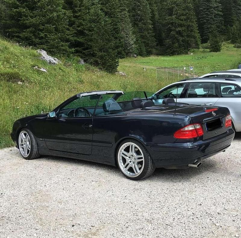 Schwarz Gebraucht 2001 Mercedes CLK430 Avantgarde Cabrio | 14.700 € - Bild 1/4