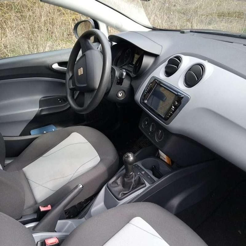 Usata Seat Ibiza Reference 60 CV (44 kW) 2012 Berlina